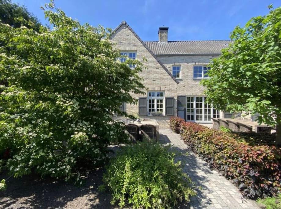 Sfeervol Familielandhuis In De Groene Kempen Baarle-Hertog Buitenkant foto